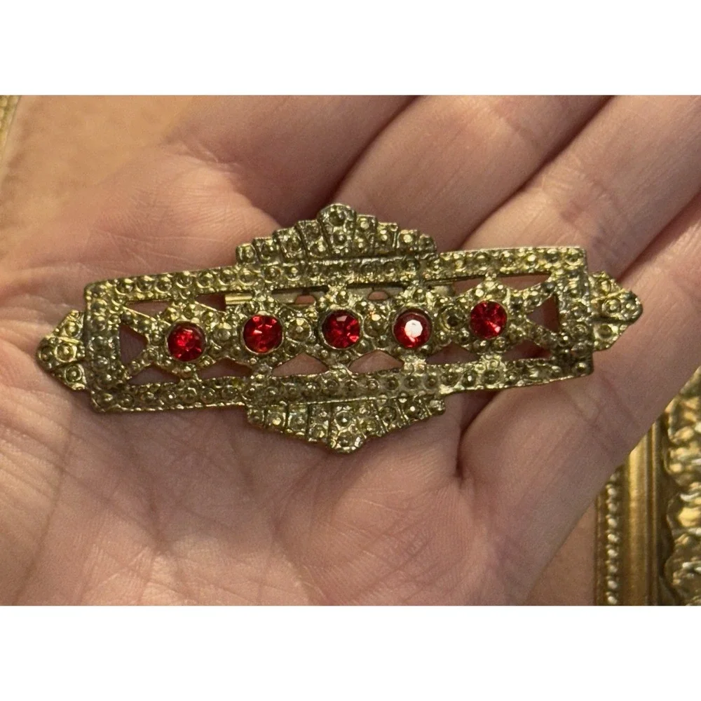 N/A gold tone